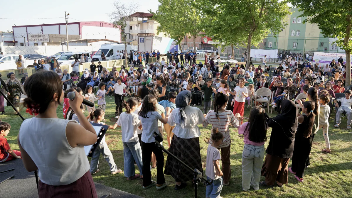 YUNUS EMRE’DE COŞKULU BULUŞMA: HALK TALEPLERİNİ DOĞRUDAN İLETTİ