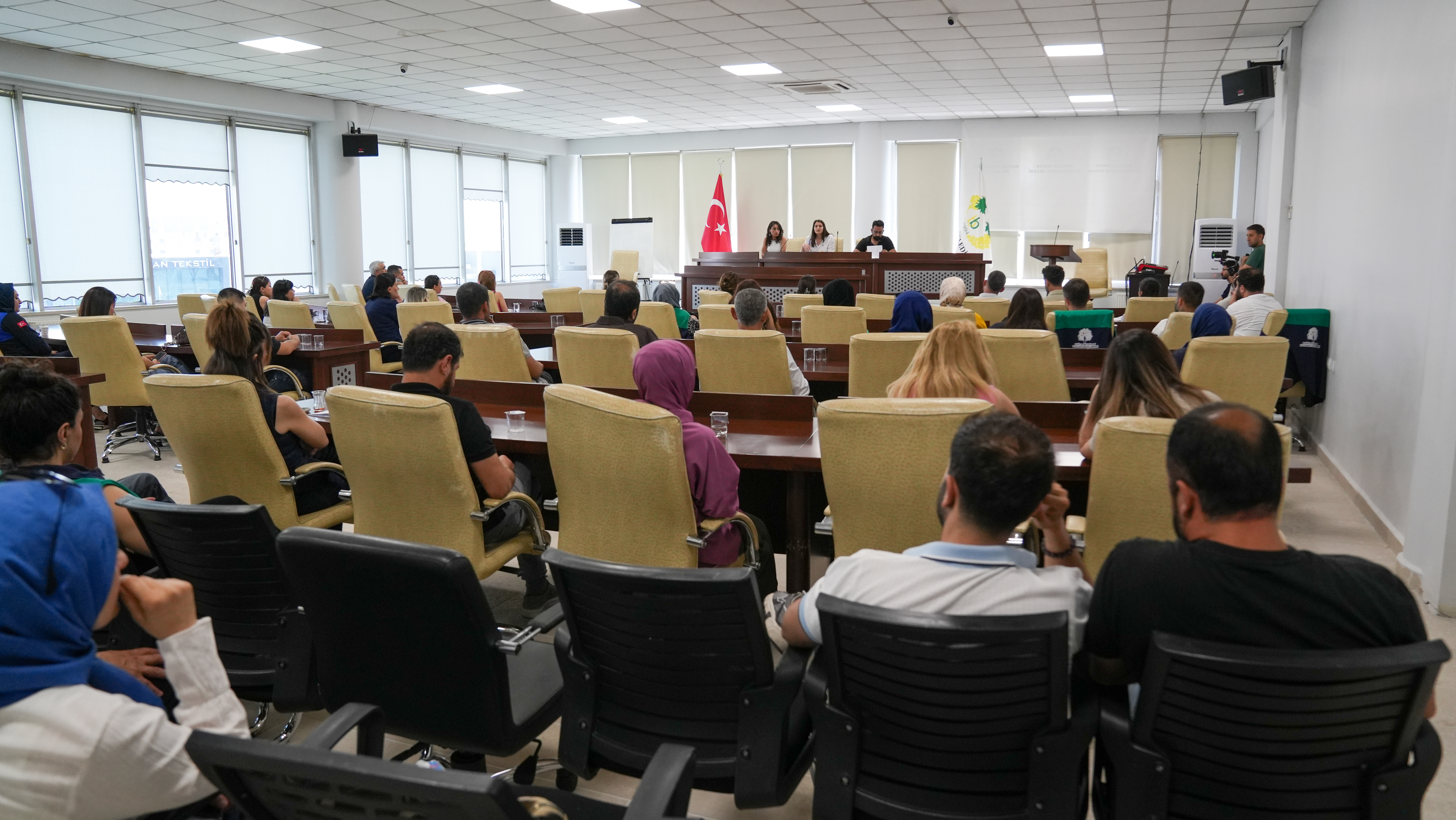 Katılımcı Bütçe Yunus Emre ve Yeniköy’de: Saha Ekibi ile Toplantı düzenlendi